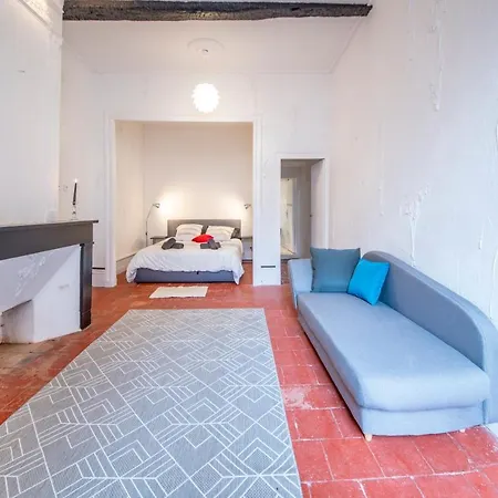 L'elegant - - Hyper Centre - Proche Parking Apartman *